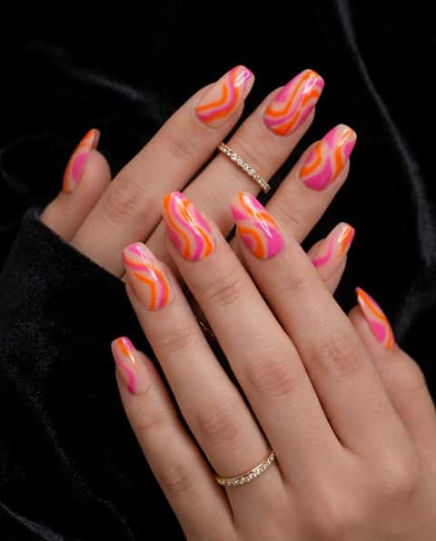 Coffin shaped press-on nails